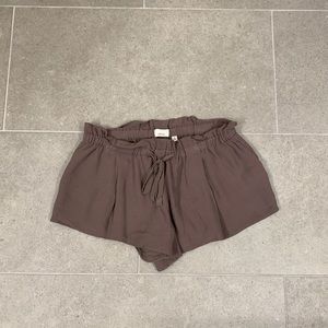 NWOT Aritzia Wilfred Montrouge Shorts size XS